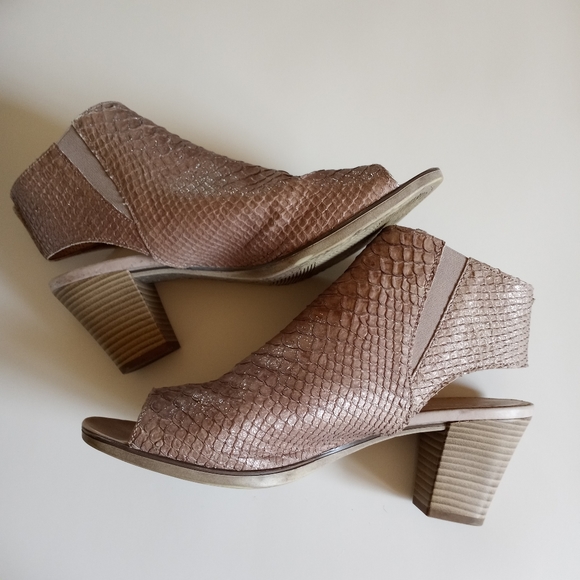 Gabor Open Toe shimmering snake Shoes - Picture 9 of 10